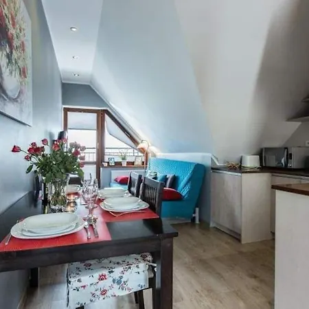 Giewont W Centrum Zakopanego! Закопане