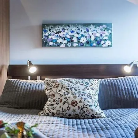 Giewont W Centrum Zakopanego! Закопане